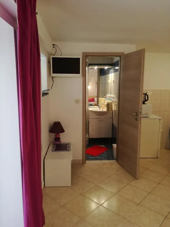 Guesthouse Villa Juric Crikvenica 3*,  Croatia